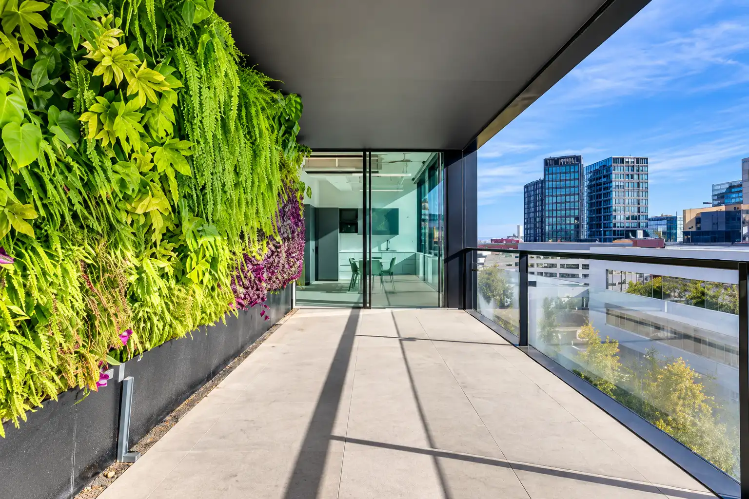 Terraza de Oficina de alquiler en Sant Martí