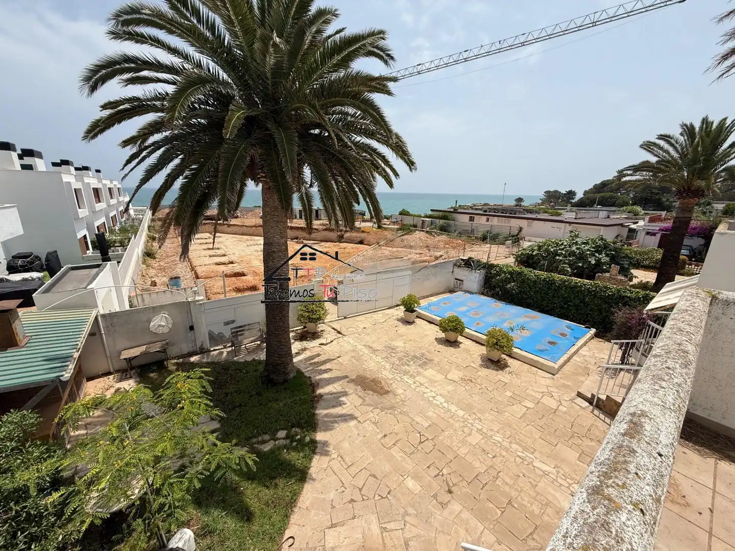 Terraced house with terrace for sale in Calle de Alena 5-7, imagen 4