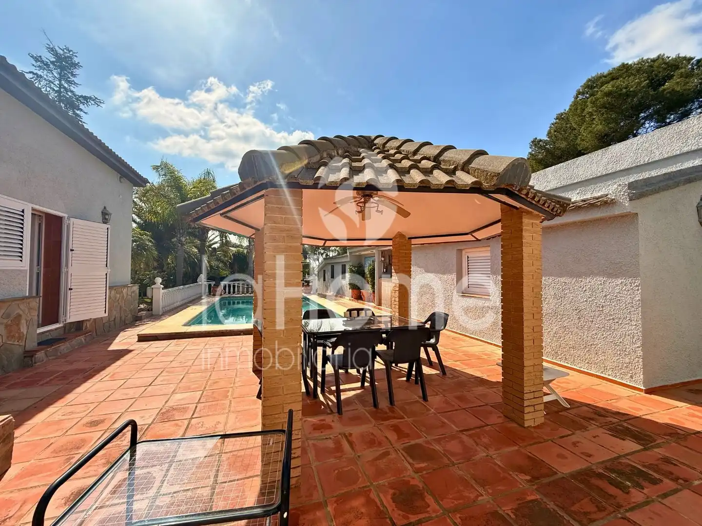 Vista exterior de Casa o chalet en venta en Paterna con Aire acondicionado, Calefacción y Jardín privado