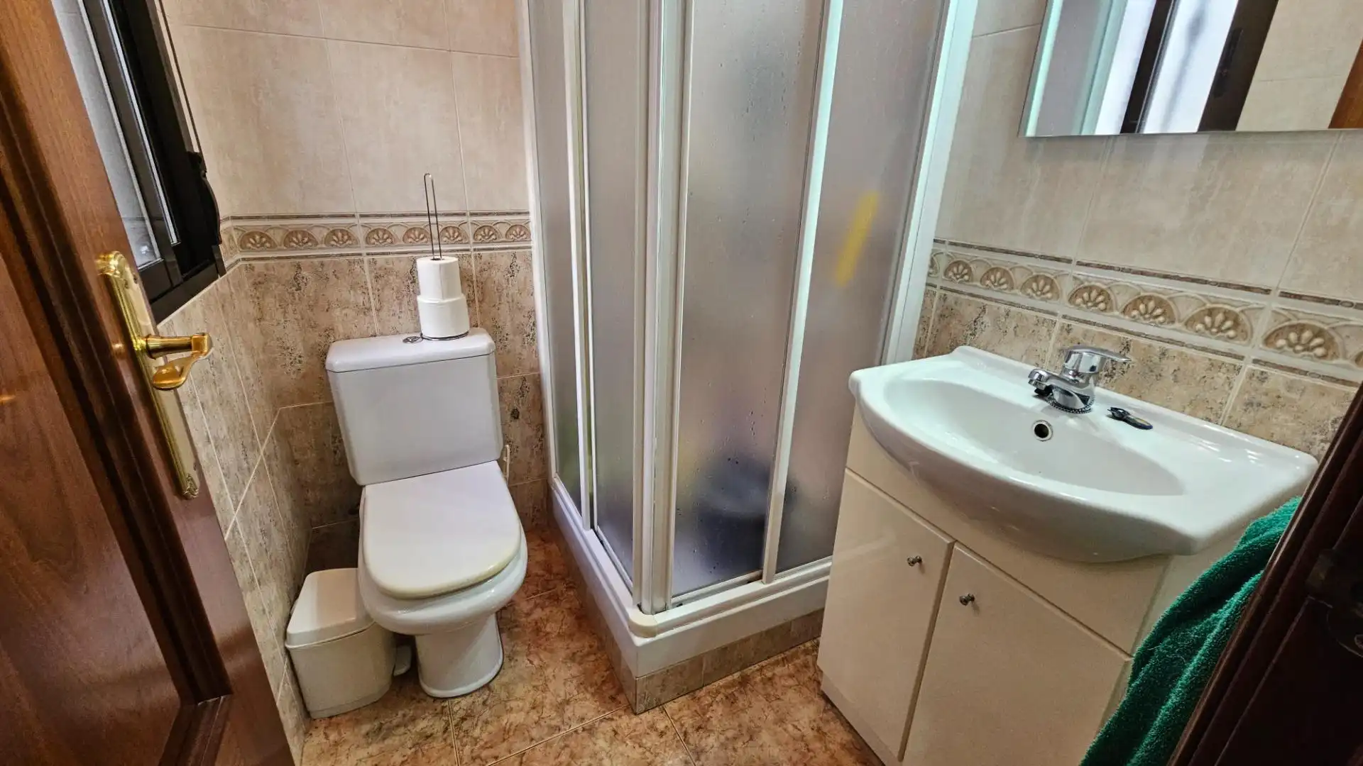 Bany de Casa o xalet en venda en Córdoba amb Aire condicionat, Calefacció i Terrassa