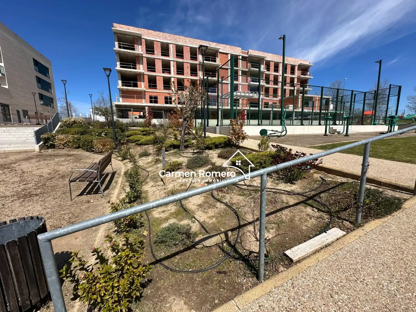 Vista exterior de Apartamento en venta en Salamanca con Calefacción, Jardín privado y Balcón