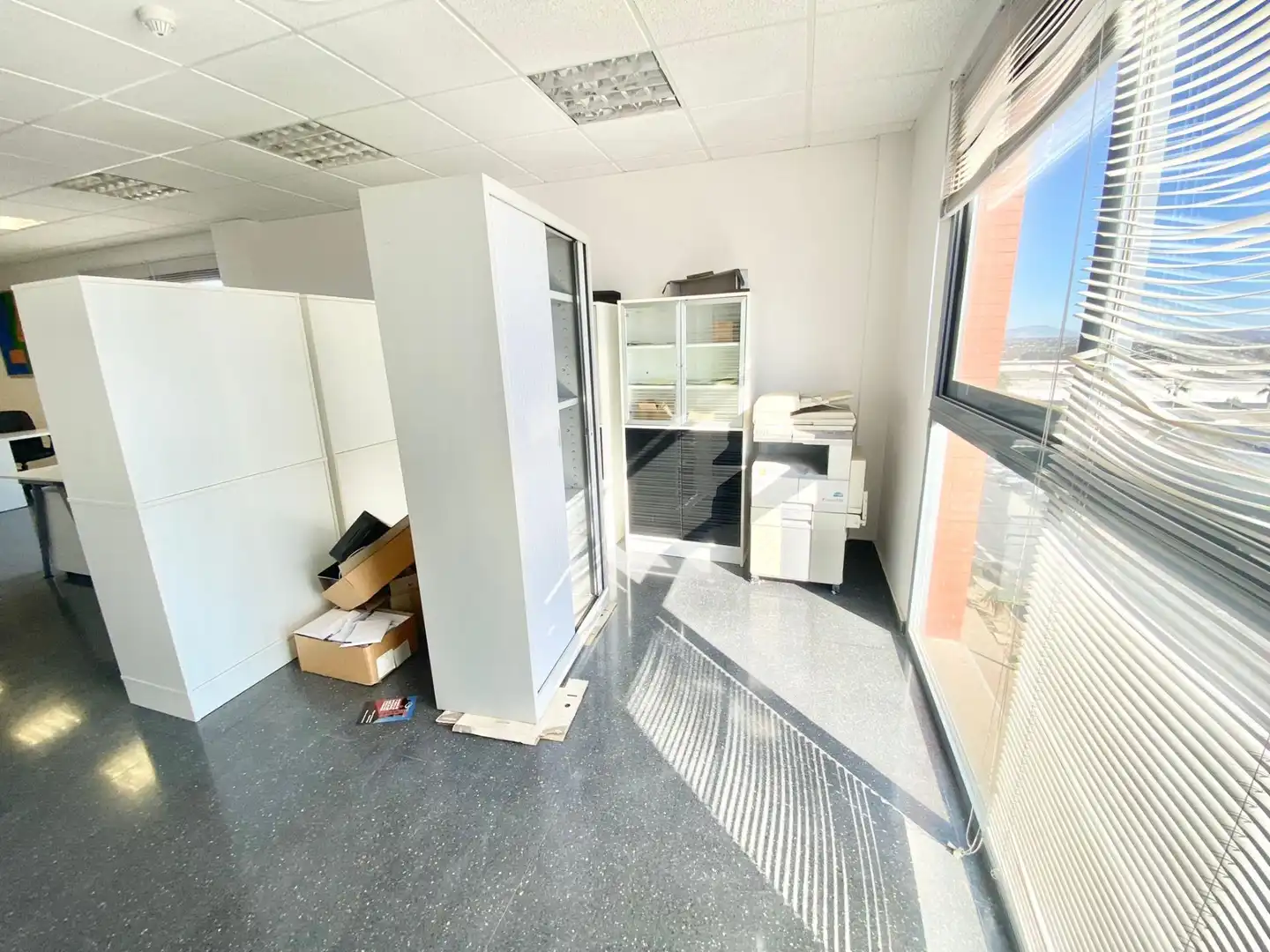 Büro zum Verkauf in Lorca mit Heizung und Terrasse