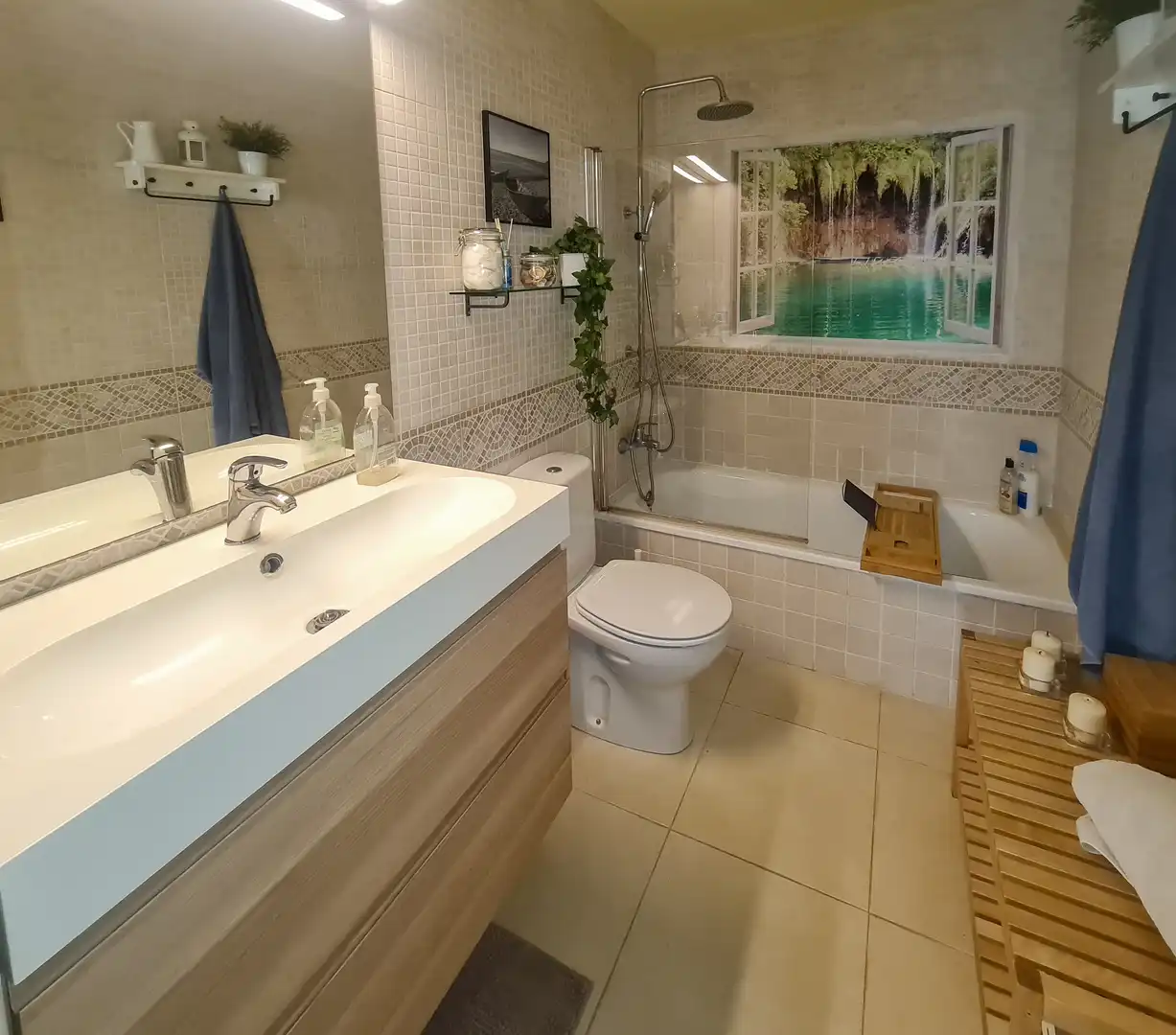 Baño de Casa adosada en venta en Begur con Aire acondicionado, Calefacción y Jardín privado