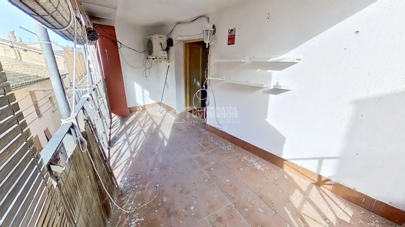 Pis en venda en Sallent amb Parquet, Terrassa i Balcó