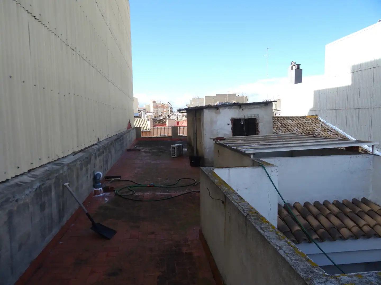 Vista exterior de Pis en venda en Algemesí amb Aire condicionat, Terrassa i Moblat