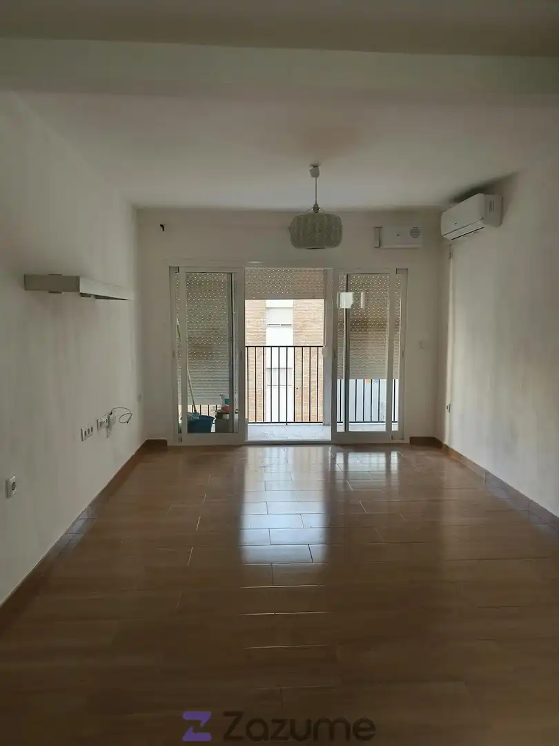 Balcony of Flat for rent in Camas  with Terrace, Oven and Washing machine