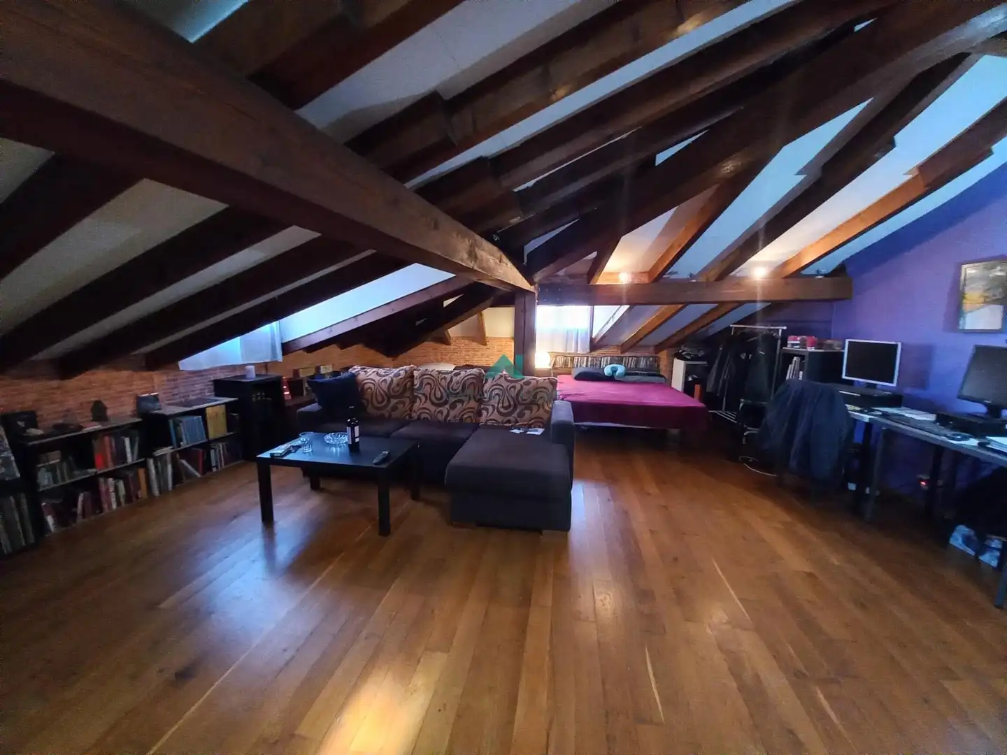 Attic for rent in Laredo
