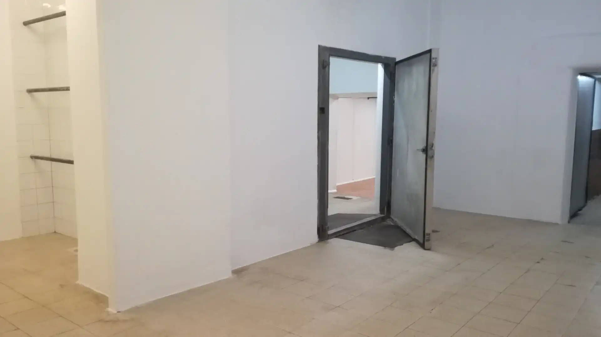 Local comercial en venta en Rúa López Mora, imagen 2
