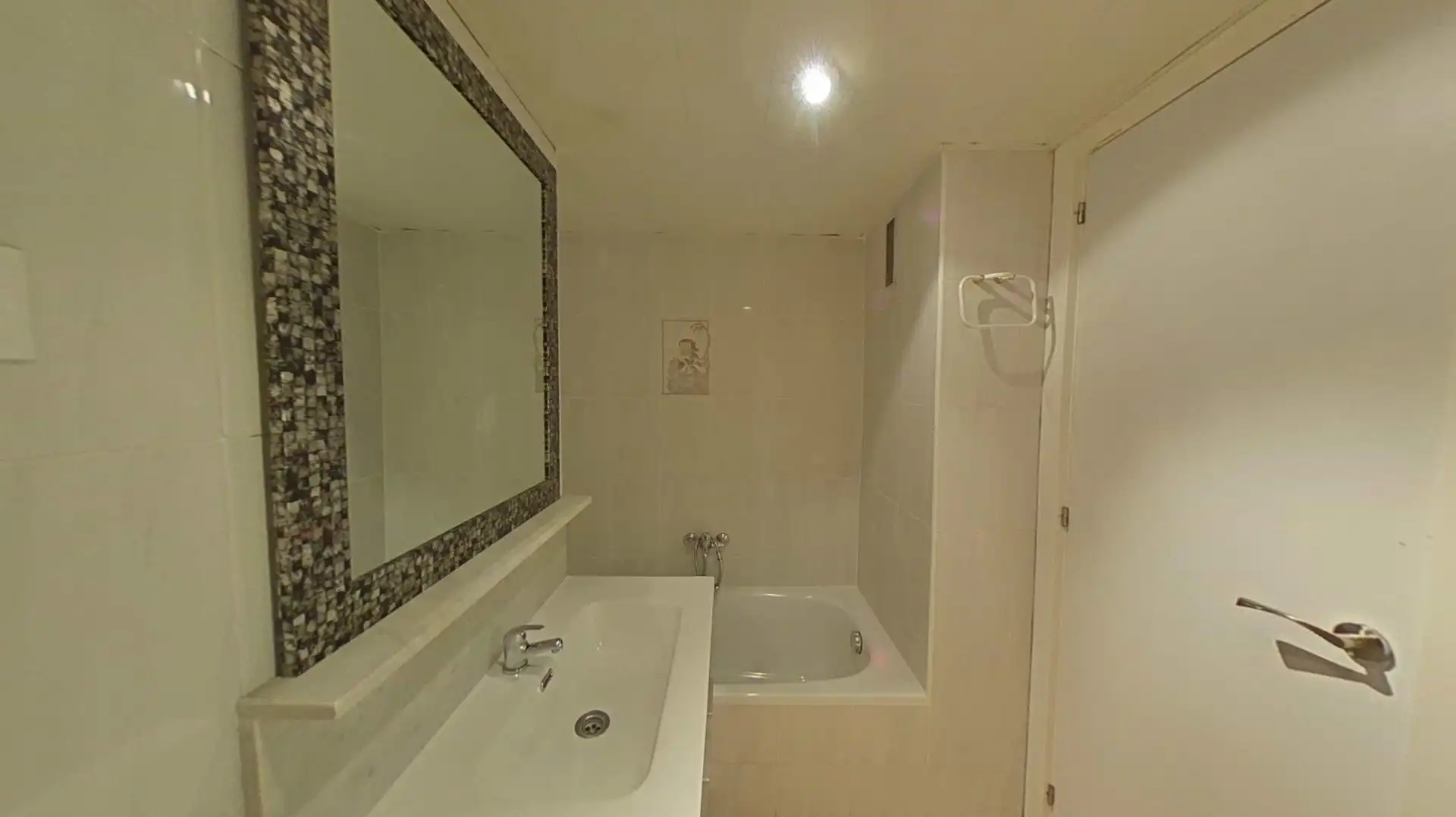 Bathroom of Flat for sale in Ripollet  with Terrace
