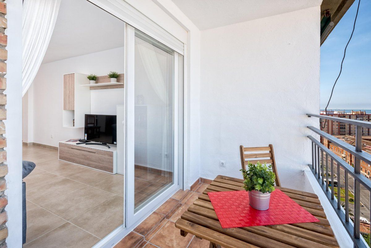 Terrassa de Pis de lloguer en Málaga Capital amb Aire condicionat, Terrassa i Moblat