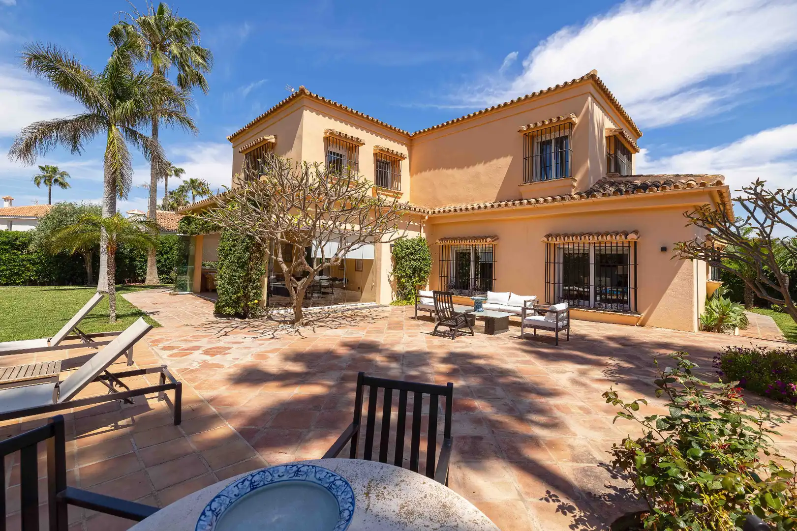 Jardí de Casa o xalet en venda en Málaga amb Aire condicionat, Calefacció i Jardí privat