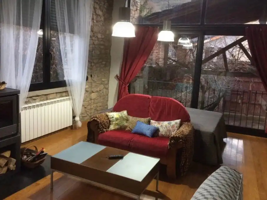 Sala de estar de Casa o chalet de alquiler en Alàs I Cerc con Jardín privado, Parquet y Terraza