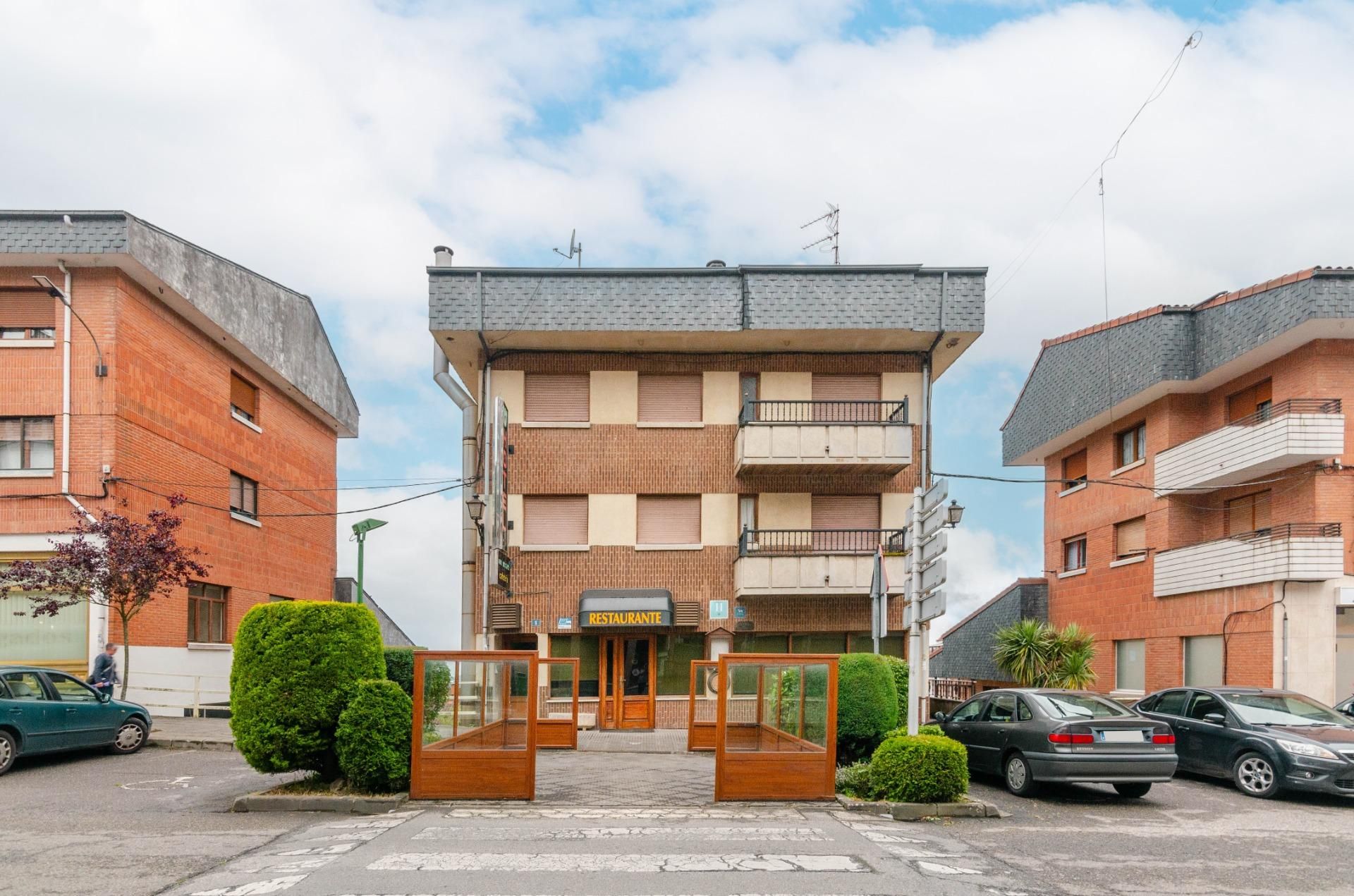 Exterior view of Building for sale in Tineo