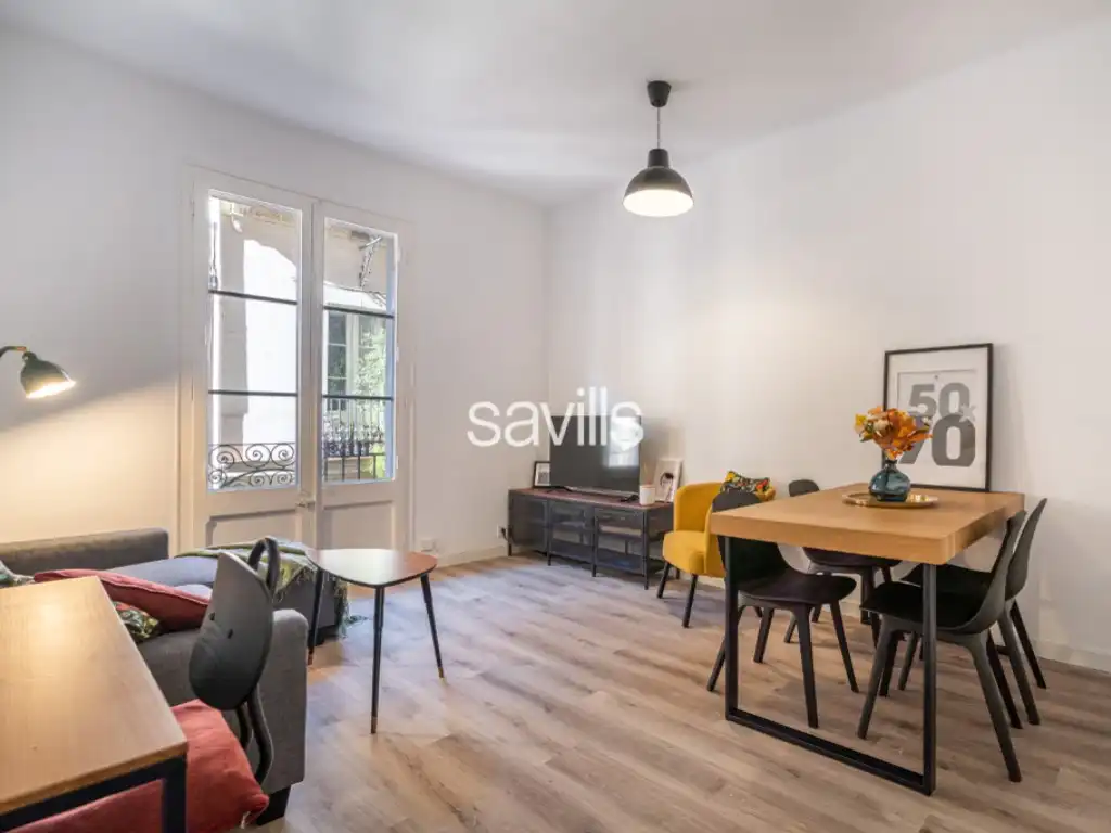 Wohnzimmer von Wohnungen zum Verkauf in Barcelona mit Möbliert und Balkon