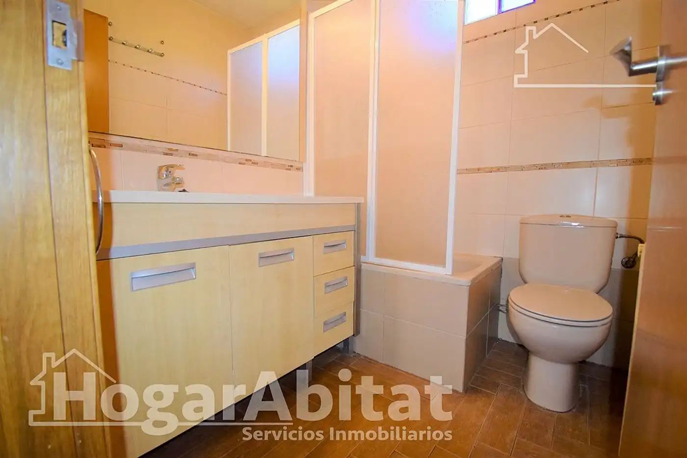 Bathroom of Houses for sale in Castellón de la Plana / Castelló de la Plana  with Terrace, Storage room and Swimming Pool