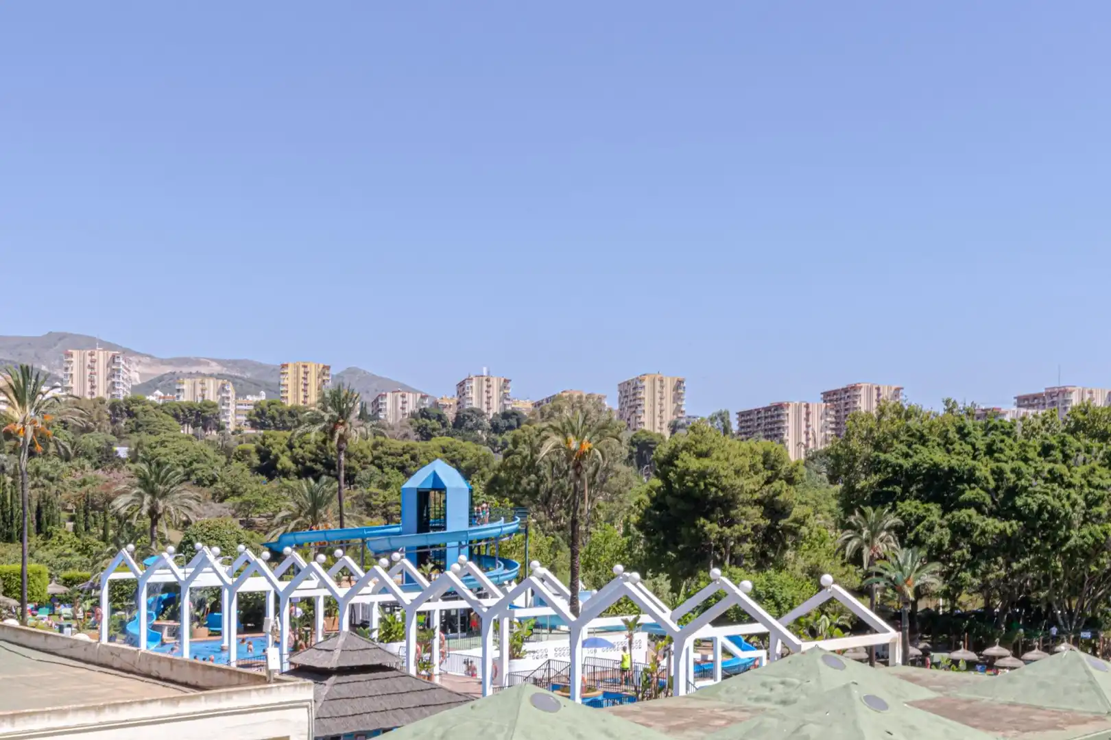 Apartamento en venta en Avenida Avenida de Rocío Jurado, Parque de la Paloma