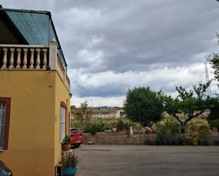 Vista exterior de Finca rústica de lloguer en Castalla amb Calefacció, Terrassa i Piscina comunitària