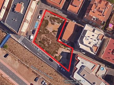 Terreno residencial en venta en Carrer Barranquet 87