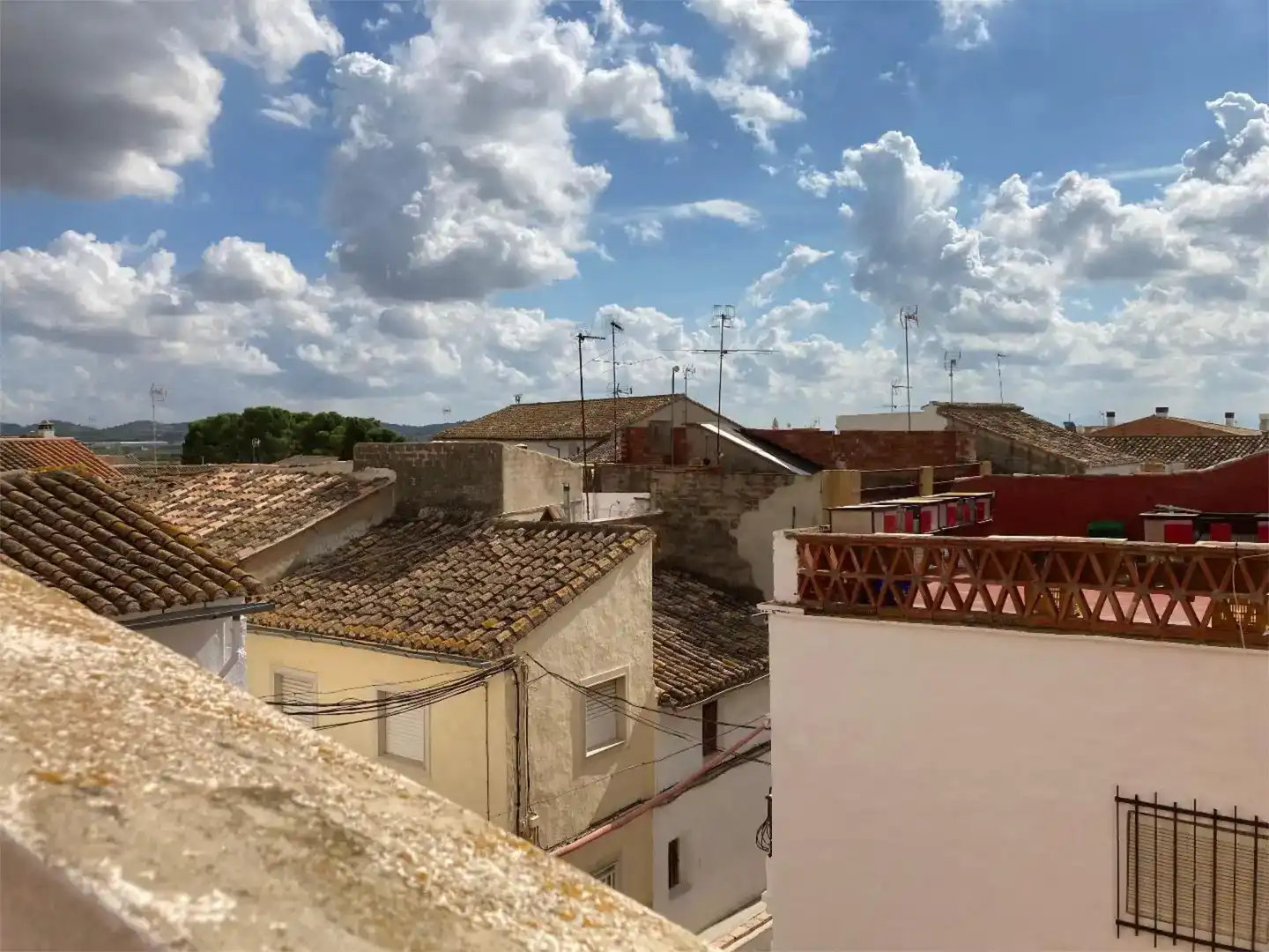Vista exterior de Piso en venta en Llombai con Balcón