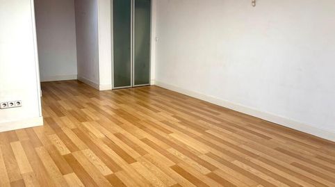 GLOBALPISO MALASAÑA VENDE EN EXCLUSIVAChueca no se visita, se vive!Y desde la calle Apodaca, una ubicación estratégica, tranquila, imatge 3
