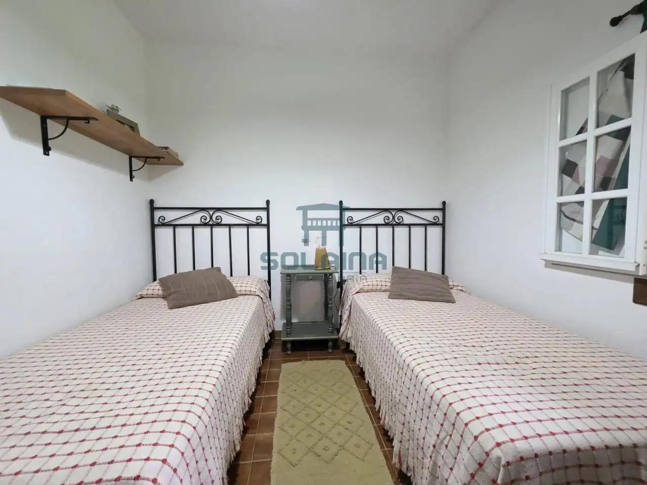 Dormitori de Casa o xalet en venda en Ourense Capital  amb Calefacció i Jardí privat