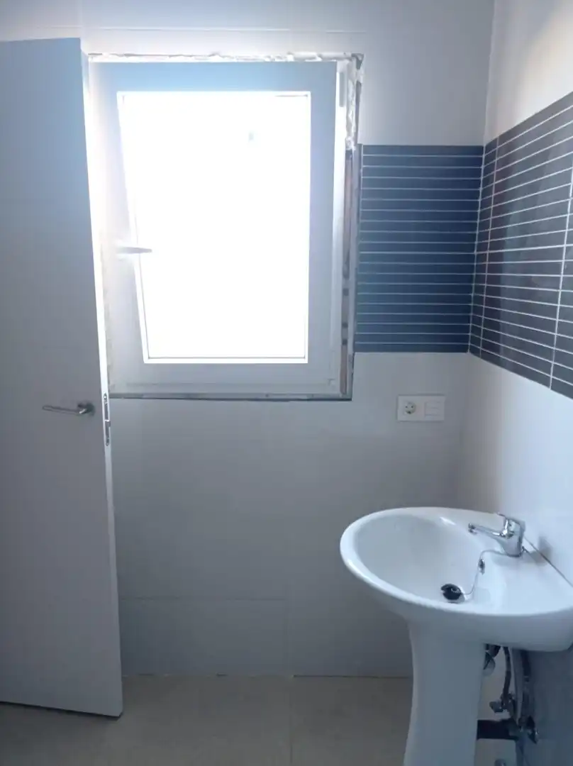 Bathroom of Houses for sale in Chiclana de la Frontera  with Private garden, Terrace and Storage room