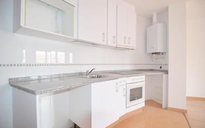 Kitchen of Flat for sale in Calzada de Valdunciel