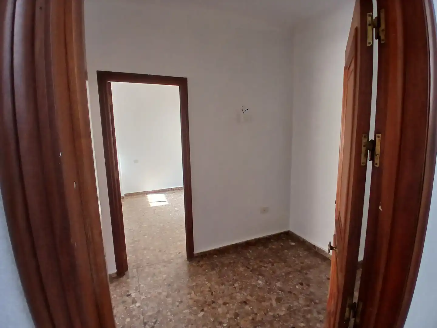 Casa rústica amb balcó en venda a Calle Algezares 13, imagen 3