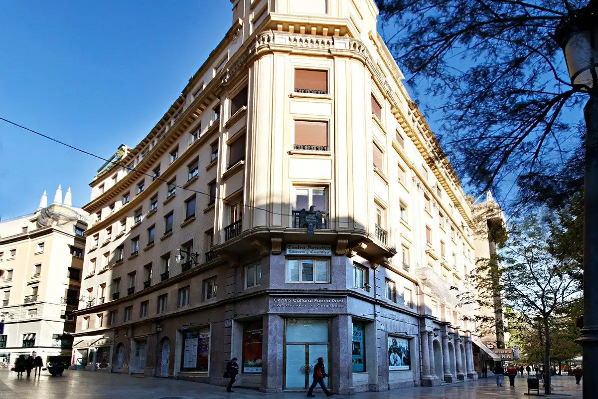 Bureau avec ascenseur à louer à Centro