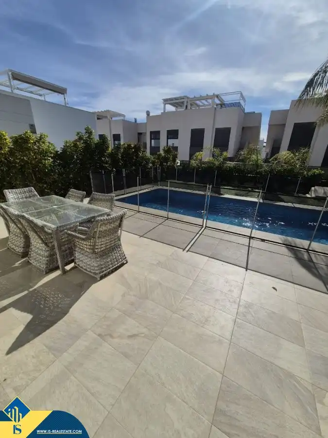 Piscina de Casa o xalet en venda en Rojales amb Jardí privat, Terrassa i Moblat