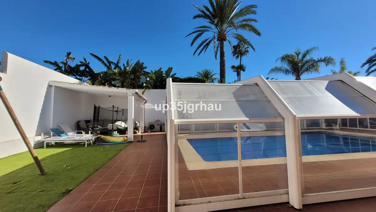 Villa mit Pool zum Verkauf in Avenida Benamara 15, imagen 32