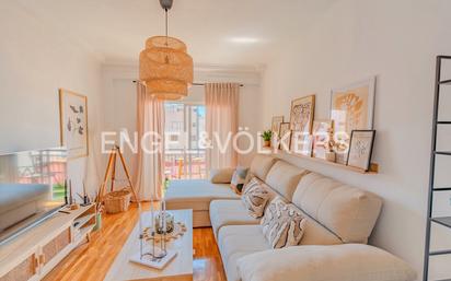 Living room of Flat for sale in Alicante / Alacant  with Air Conditioner, Heating and Parquet flooring