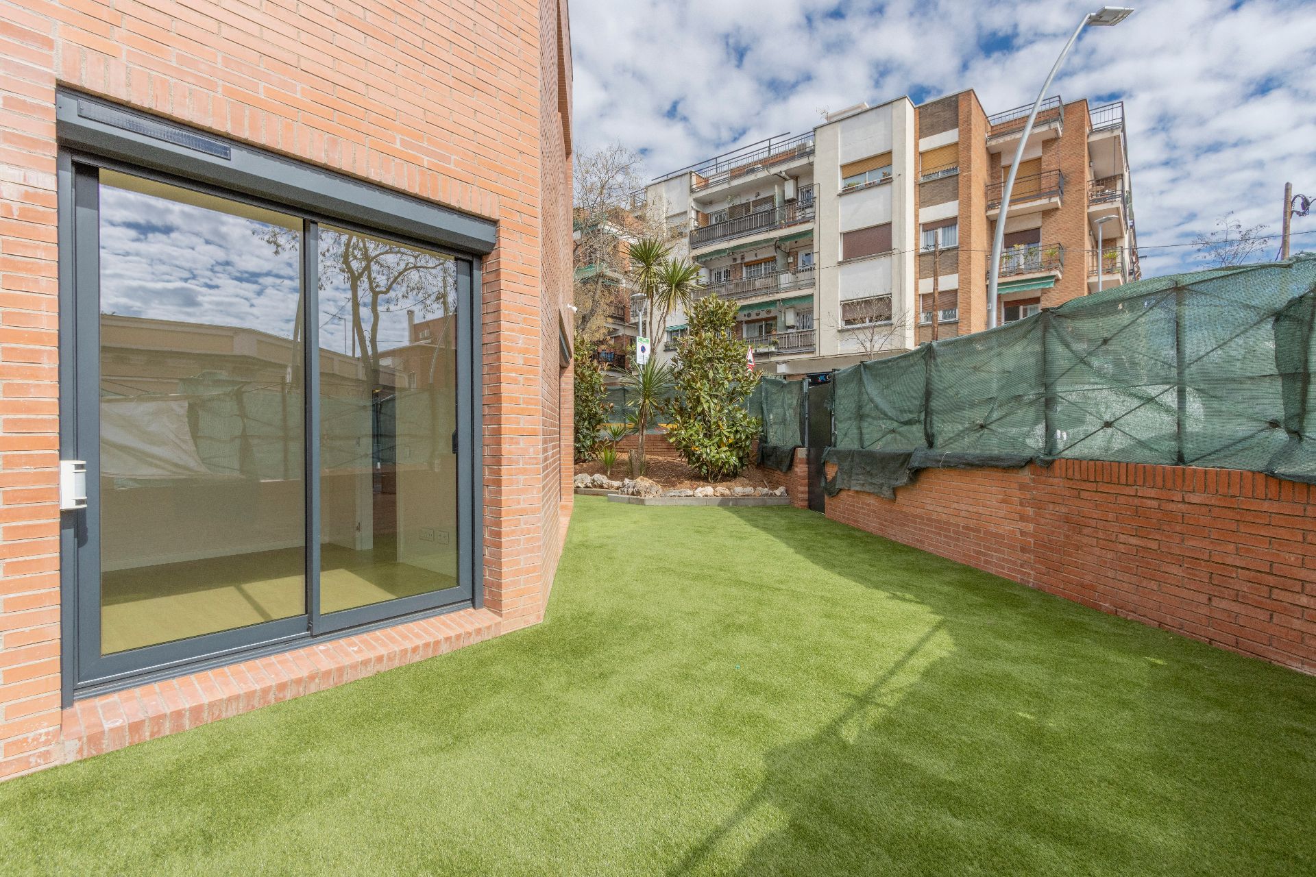 Terrace of Flat for sale in  Barcelona Capital  with Air Conditioner, Heating and Private garden