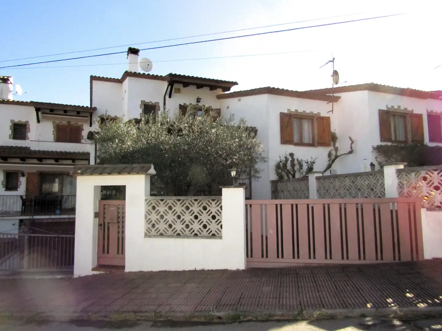 Vista exterior de Casa adosada en venda en Calonge i Sant Antoni amb Calefacció, Jardí privat i Terrassa