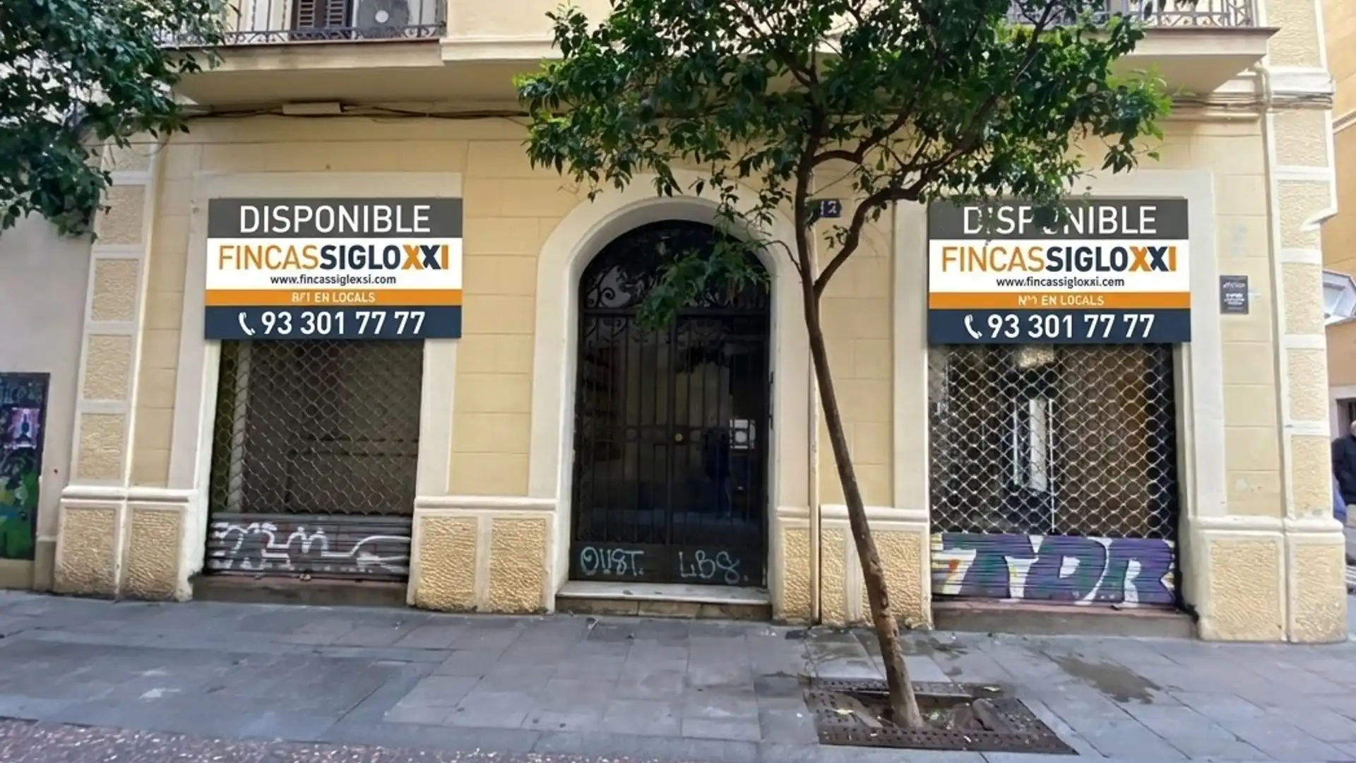 Vista exterior de Local de alquiler en  Barcelona Capital