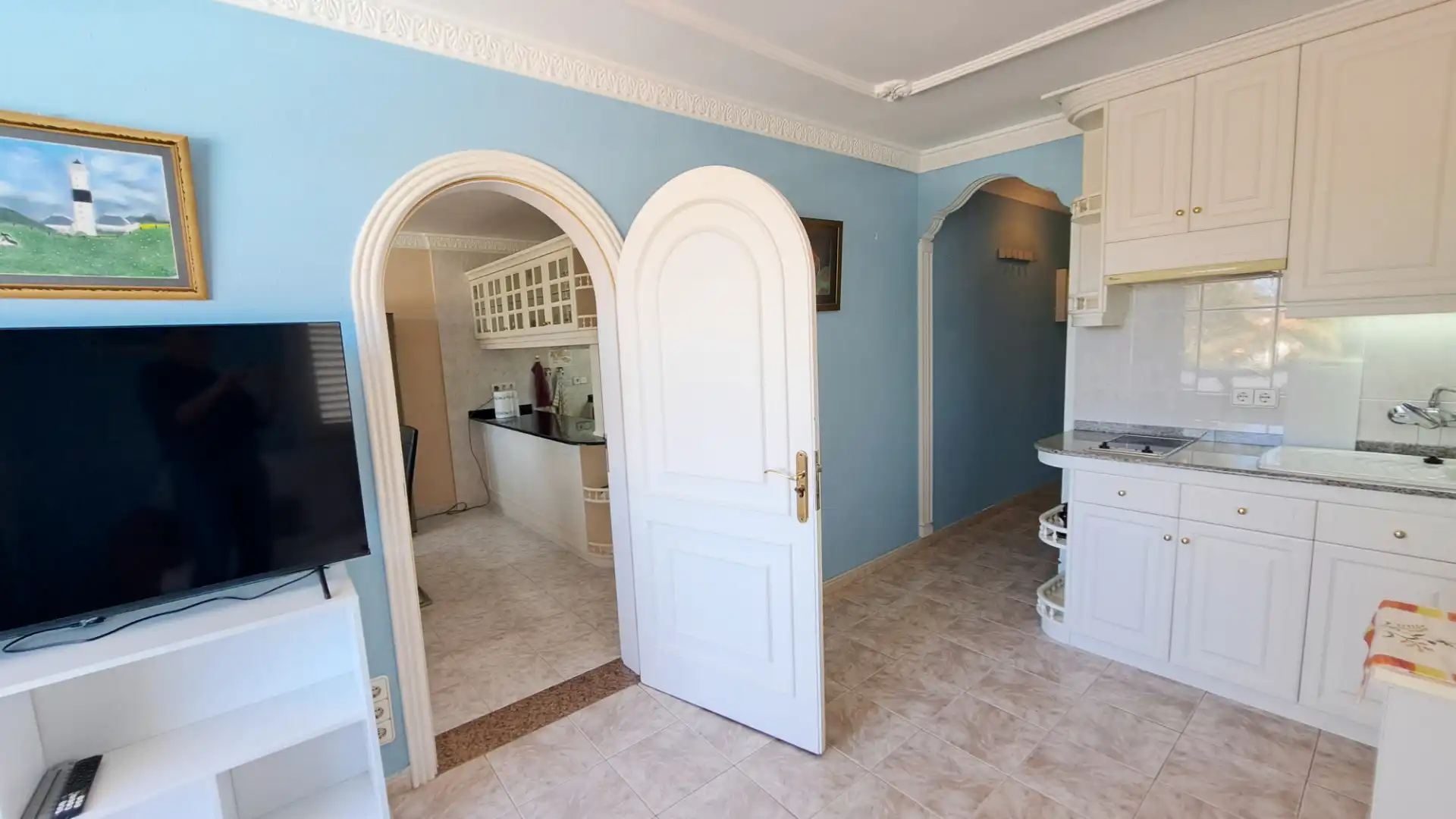 Kitchen of Flat for sale in San Bartolomé de Tirajana  with Balcony and Community pool