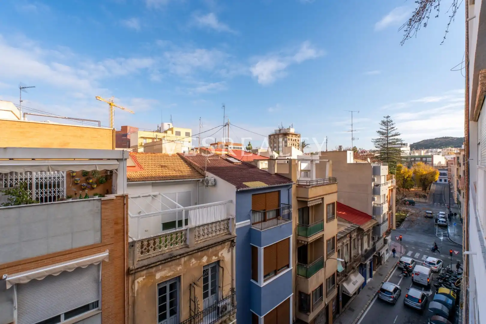 Vista exterior de Pis en venda en Alicante / Alacant amb Terrassa i Balcó