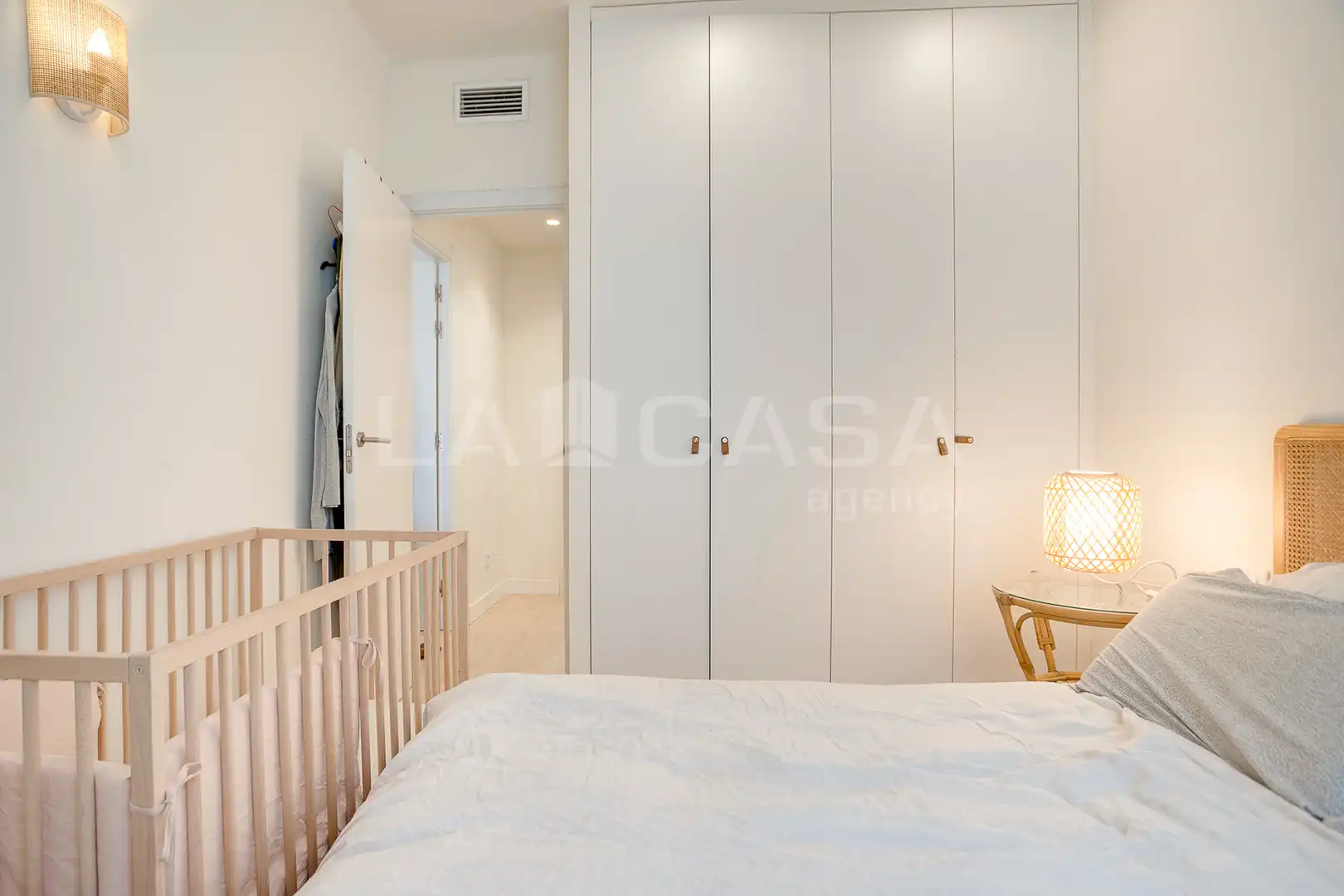 Habitación de Ático en venta en Barcelona con Aire acondicionado, Calefacción y Parquet