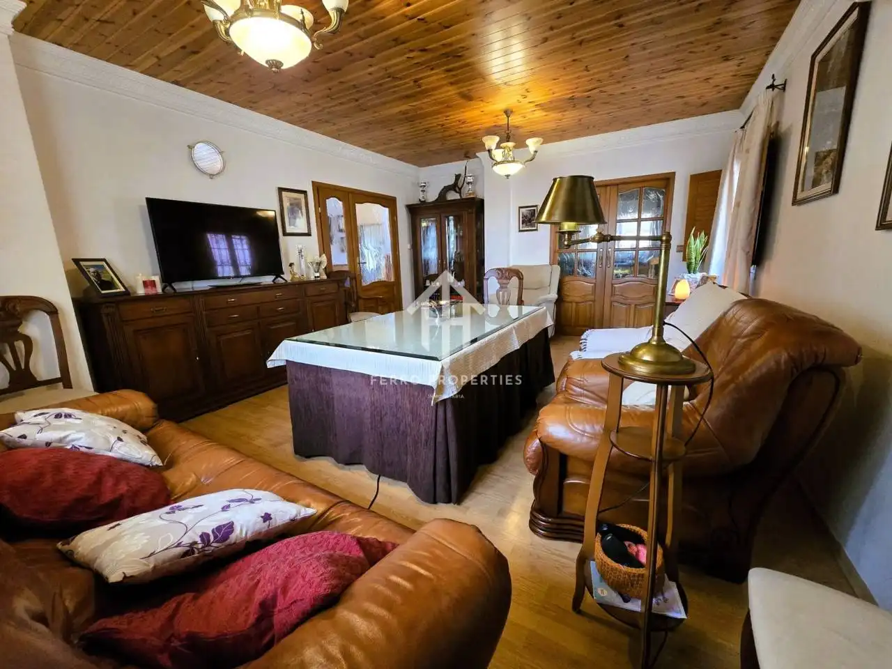 Sala de estar de Casa o chalet en venta en Loja con Aire acondicionado, Calefacción y Jardín privado