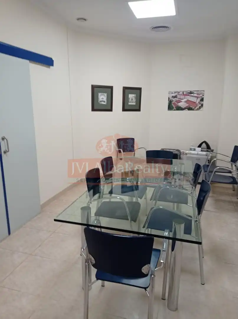 Office for rent in Albacete  with Air Conditioner
