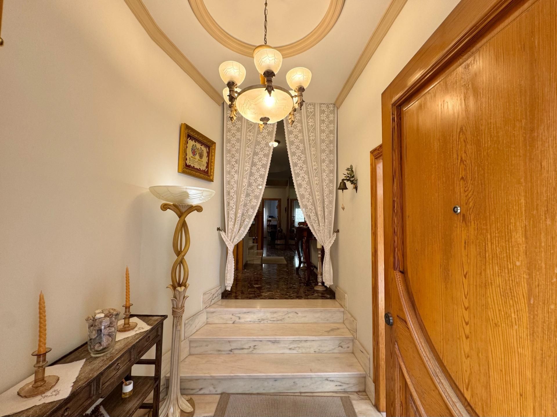 House or chalet for sale in Silla  with Air Conditioner, Heating and Terrace