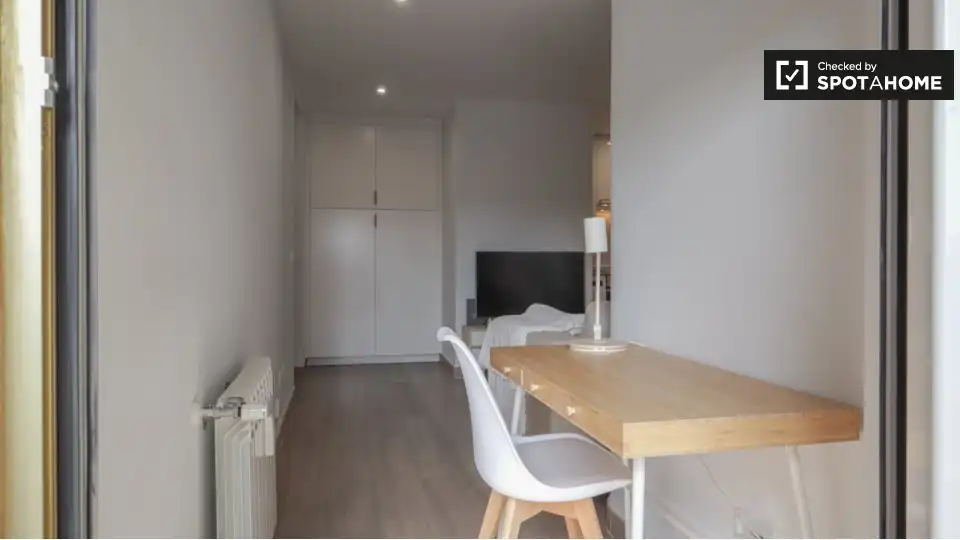 Appartamento con terrazza in affitto a Chamartín, imagen 7