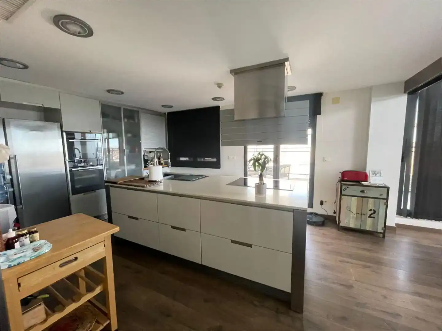Küche von Dachboden zum Verkauf in Oliva mit Balkon