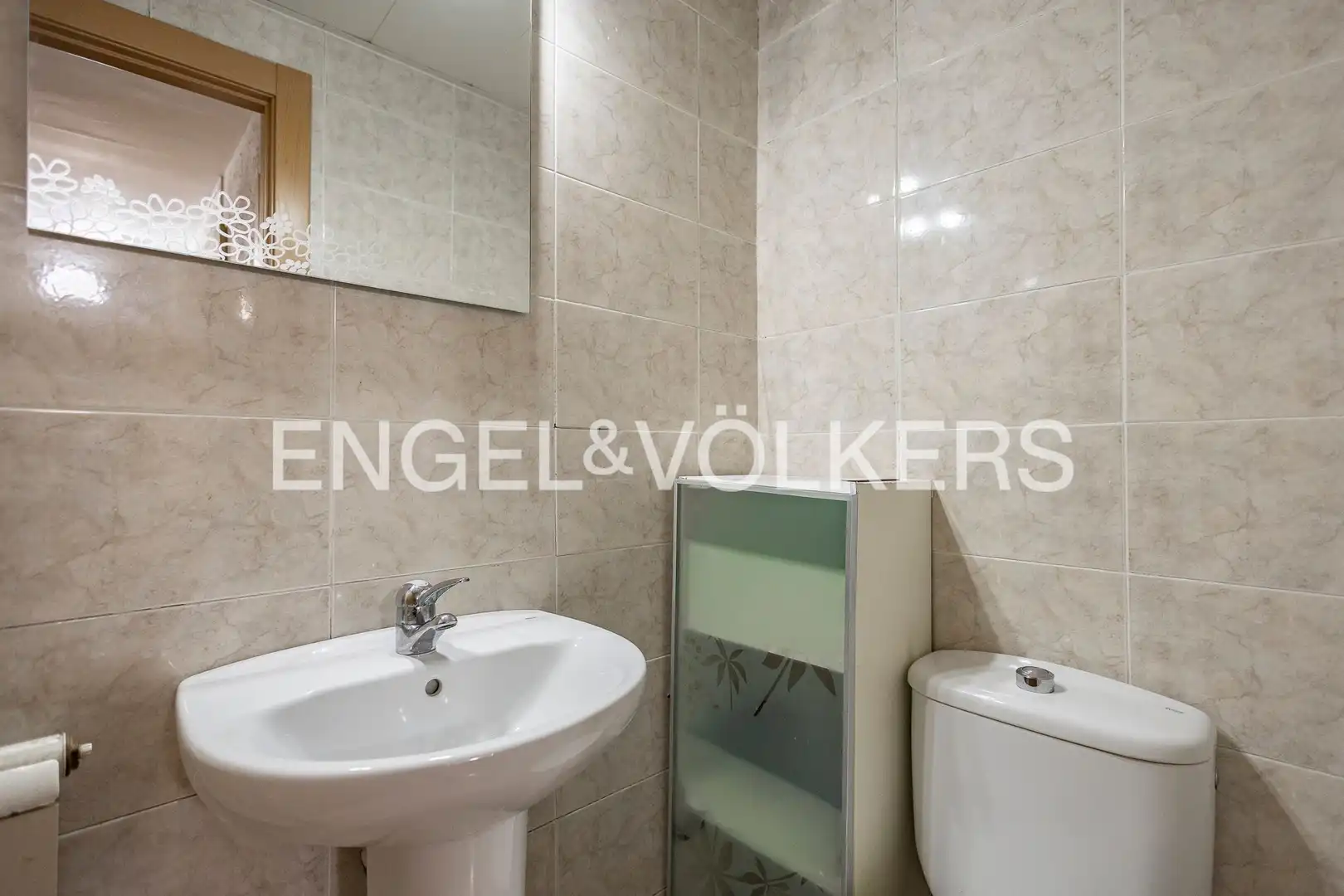 Bathroom of Flat for sale in Sant Andreu de la Barca  with Heating and Private garden