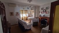 Sala d'estar de Casa adosada en venda en Badajoz Capital