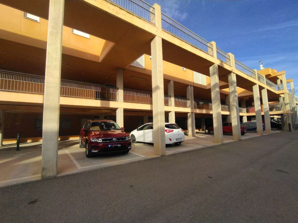 Flat for sale in Viena, Purias