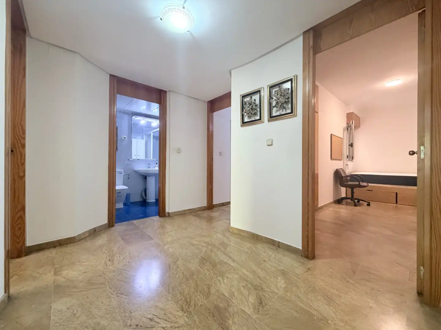 Maisonette zum Verkauf in Murcia mit Klimaanlage, Terrasse und Abstellraum
