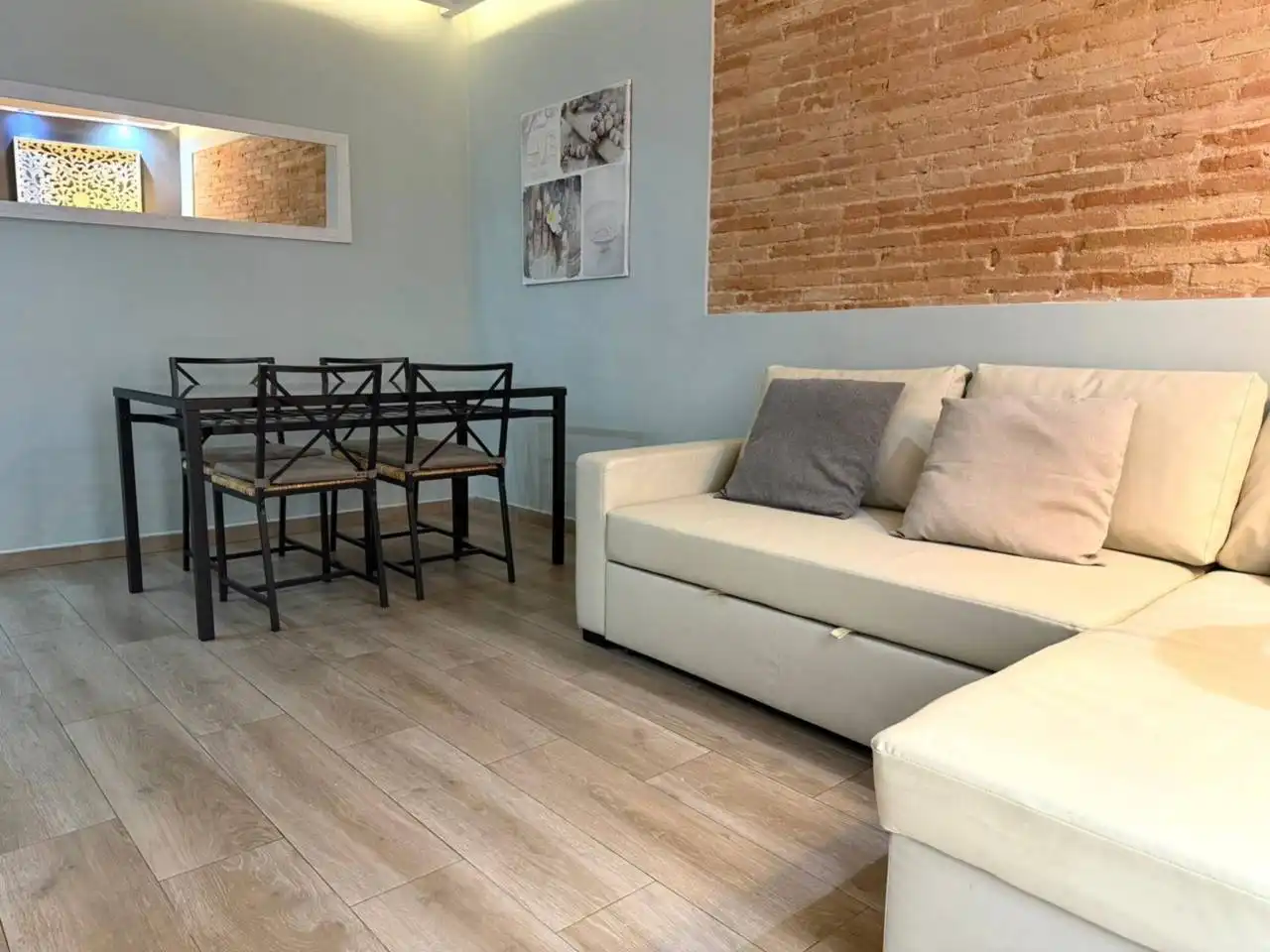 Sala d'estar de Pis de lloguer en Barcelona amb Aire condicionat, Calefacció i Moblat