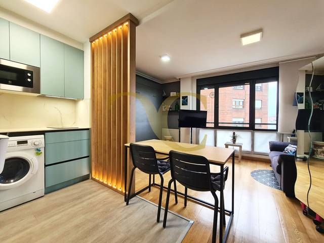 Piso en Venta en Calle Fernando Zuazua en Cerdeño - El Palais - Mercadín