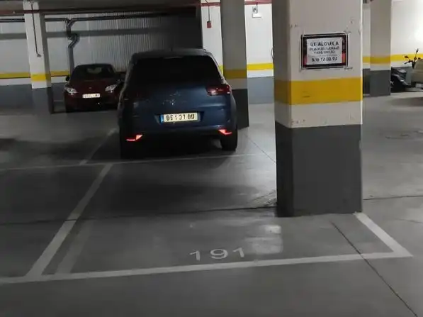 Parking of Garage for rent in  Madrid Capital  with Alarm
